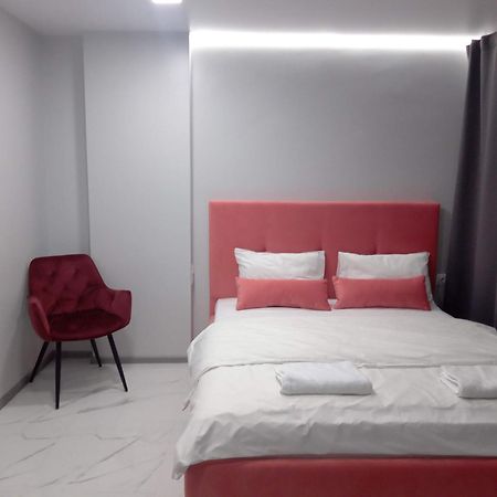 Pure Apartments Vip 2 Leopoli Esterno foto
