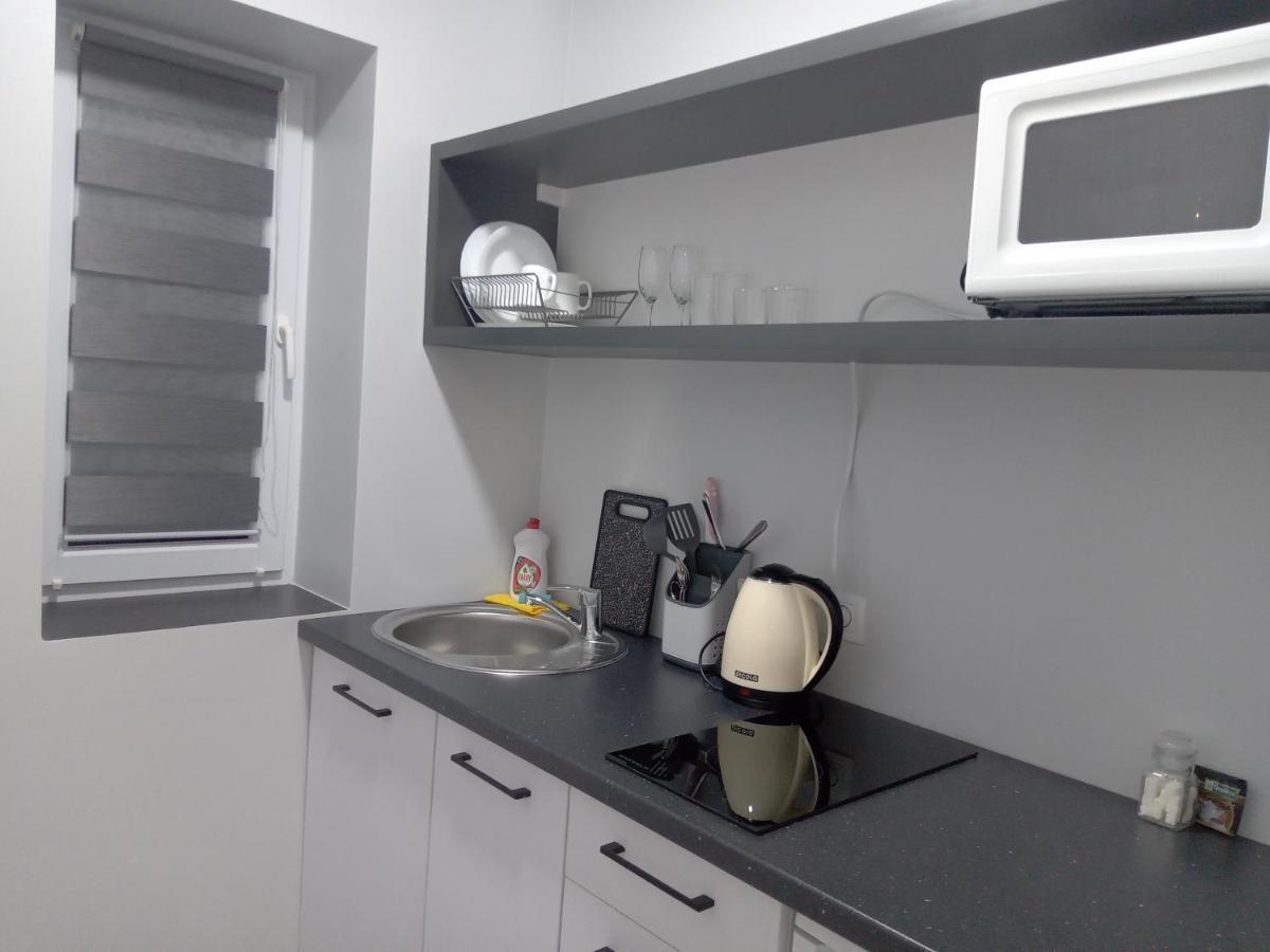Pure Apartments Vip 2 Leopoli Esterno foto